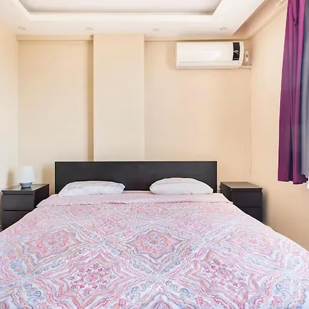 Apartamento Feels Like Close From Every Thing *